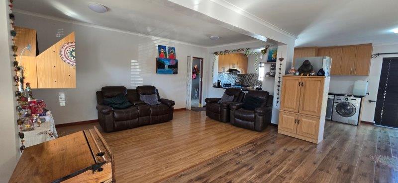 To Let 3 Bedroom Property for Rent in Bracken Heights Western Cape